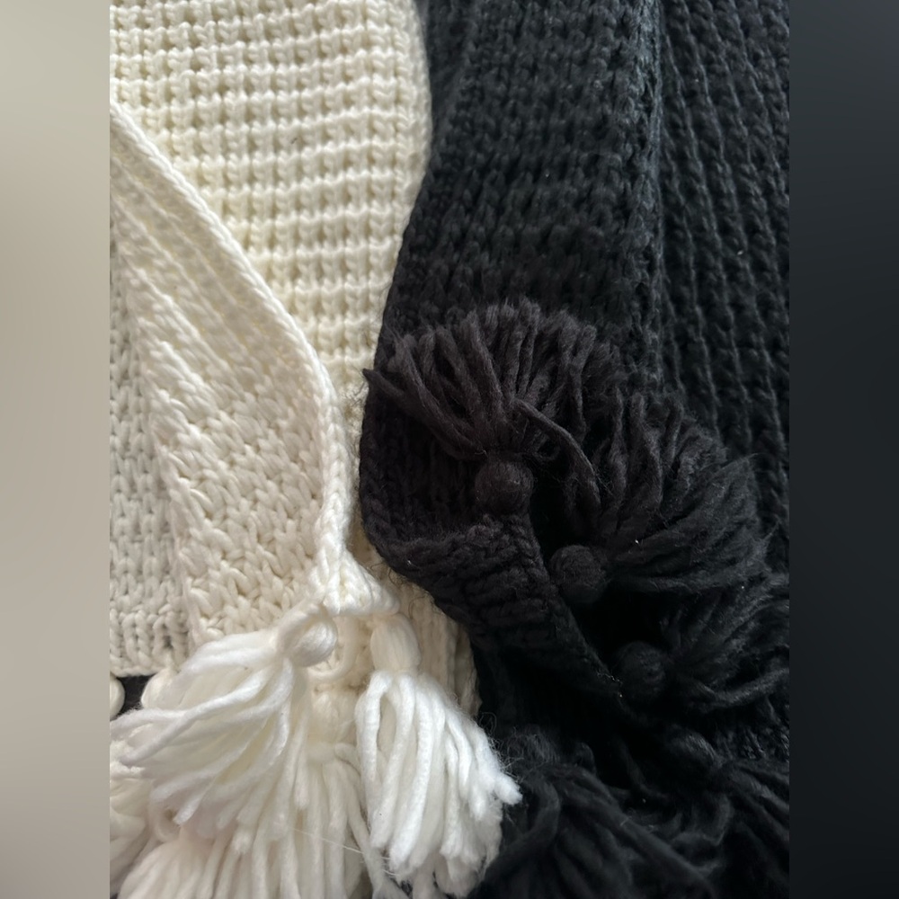Scarves bundle - Picture 2 of 3